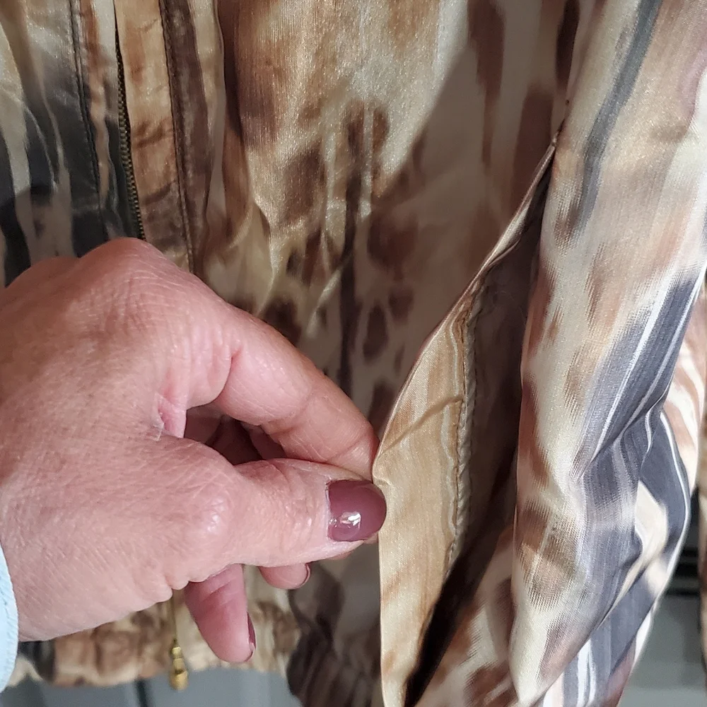 St John Jacket NWOT Size Petite βοΈπ€π€βοΈ - Picture 7 of 10